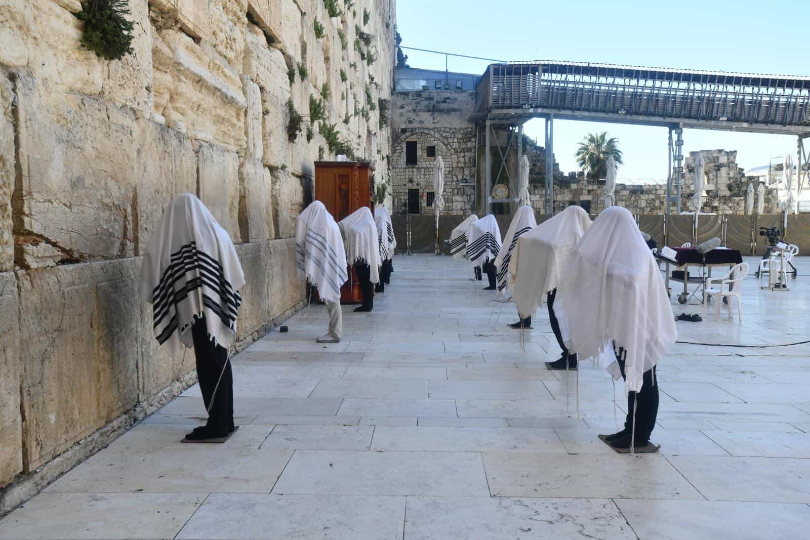 להריץ את המניה היהודית | הרב אהרון אגל-טל