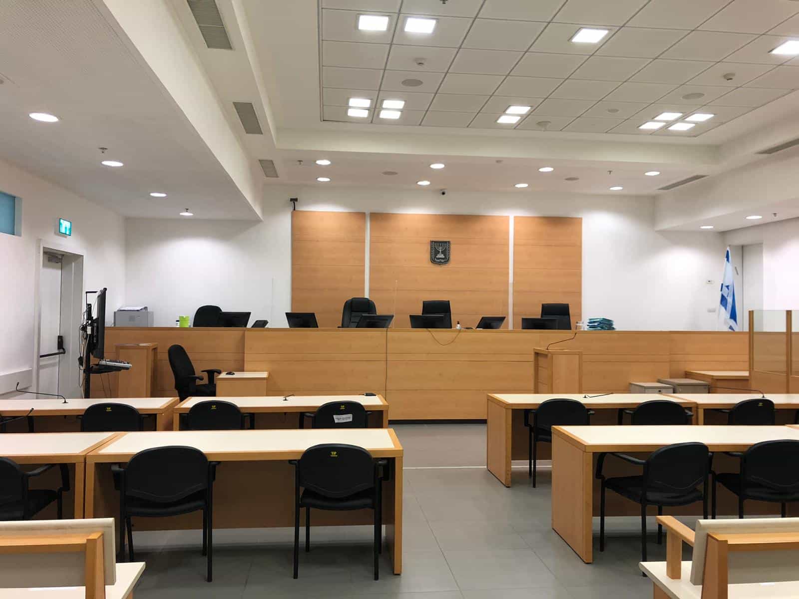 בגין אי כיבוד תקנות פטור מתור | רשת 'מחסני השוק' תפצה לקוח עם מוגבלות בעשרות אלפי שקלים