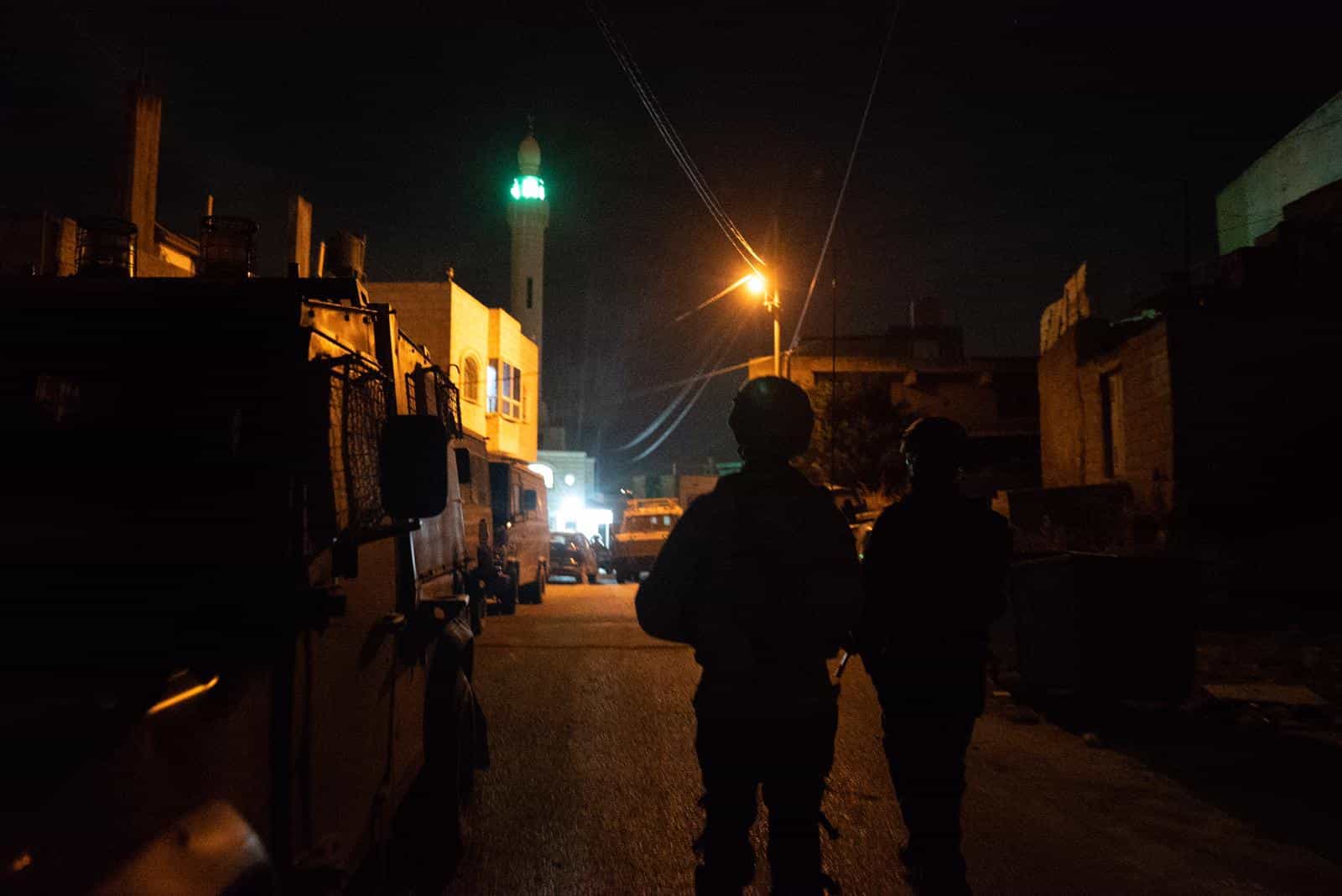 ירי, מטענים ורימונים: מעל 25 מעצרים בפעילות כוחותינו נגד מחבלים באיו''ש