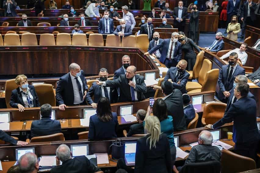 "עוף לי מהעיניים" על מנהיגות ועל כעס | עו"ד אלישי בן יצחק