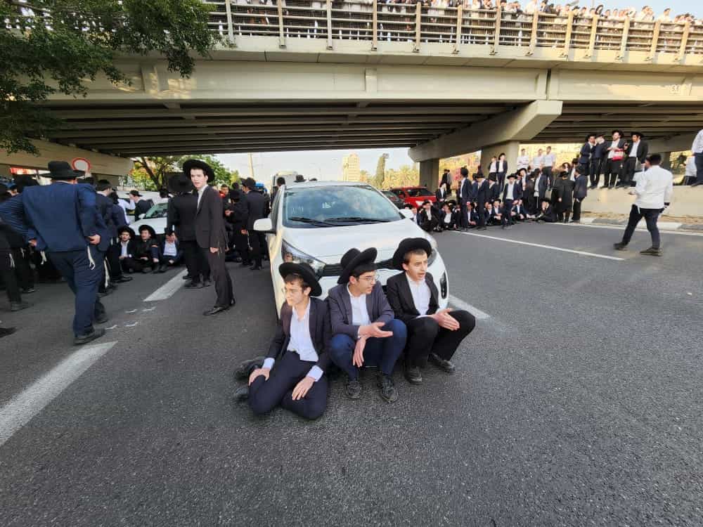 בעקבות מעצרי העריקים החרדים: הפלג הירושלמי יפגין מחר בירושלים ובגוש דן