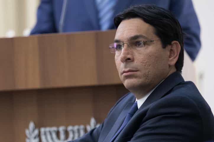 סערה באו״ם: דני דנון תקף את מקרון בעקבות דבריו על פעילות חמאס ביו״ש