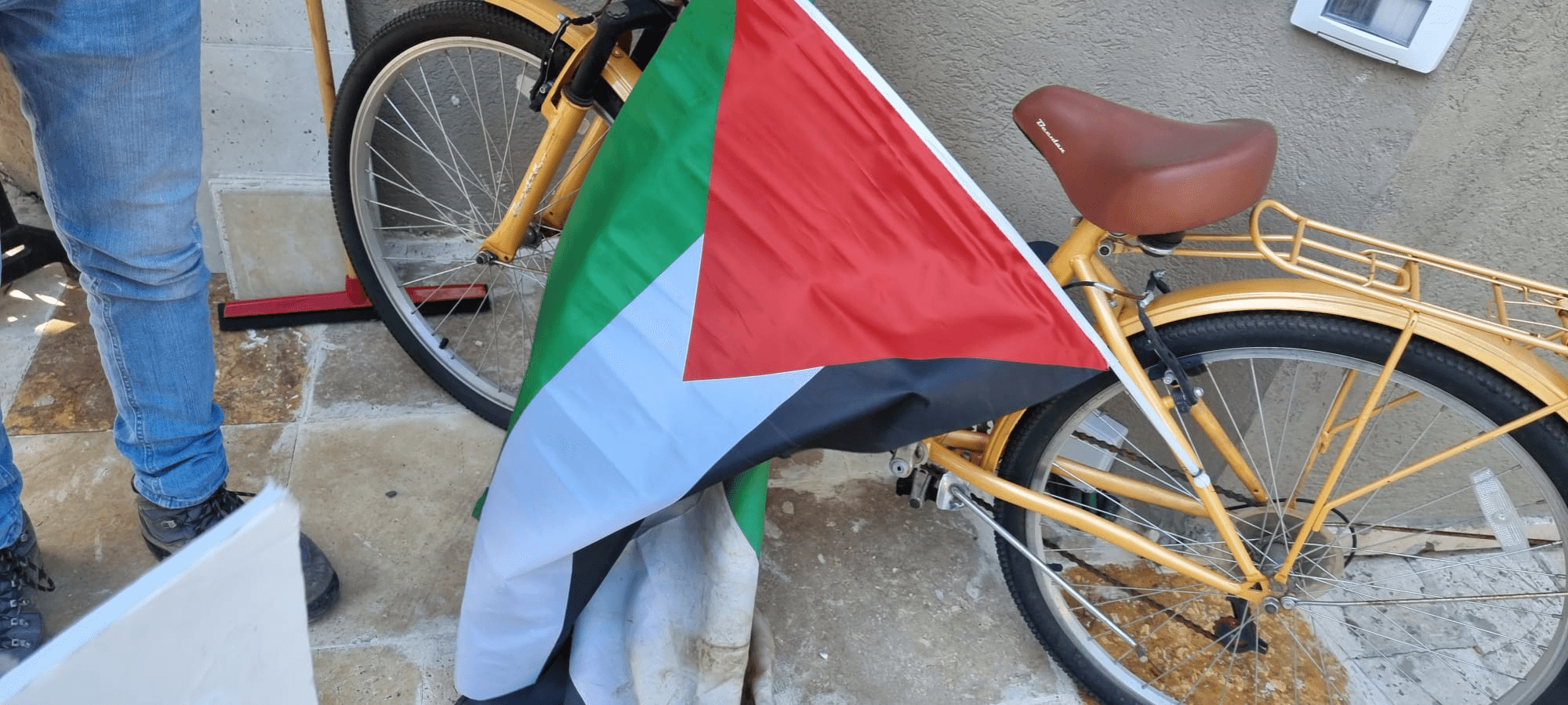 בזמן המלחמה: ארגון שמאל מקדם תכני הזדהות עם העזתים בבתי ספר יסודיים בירושלים