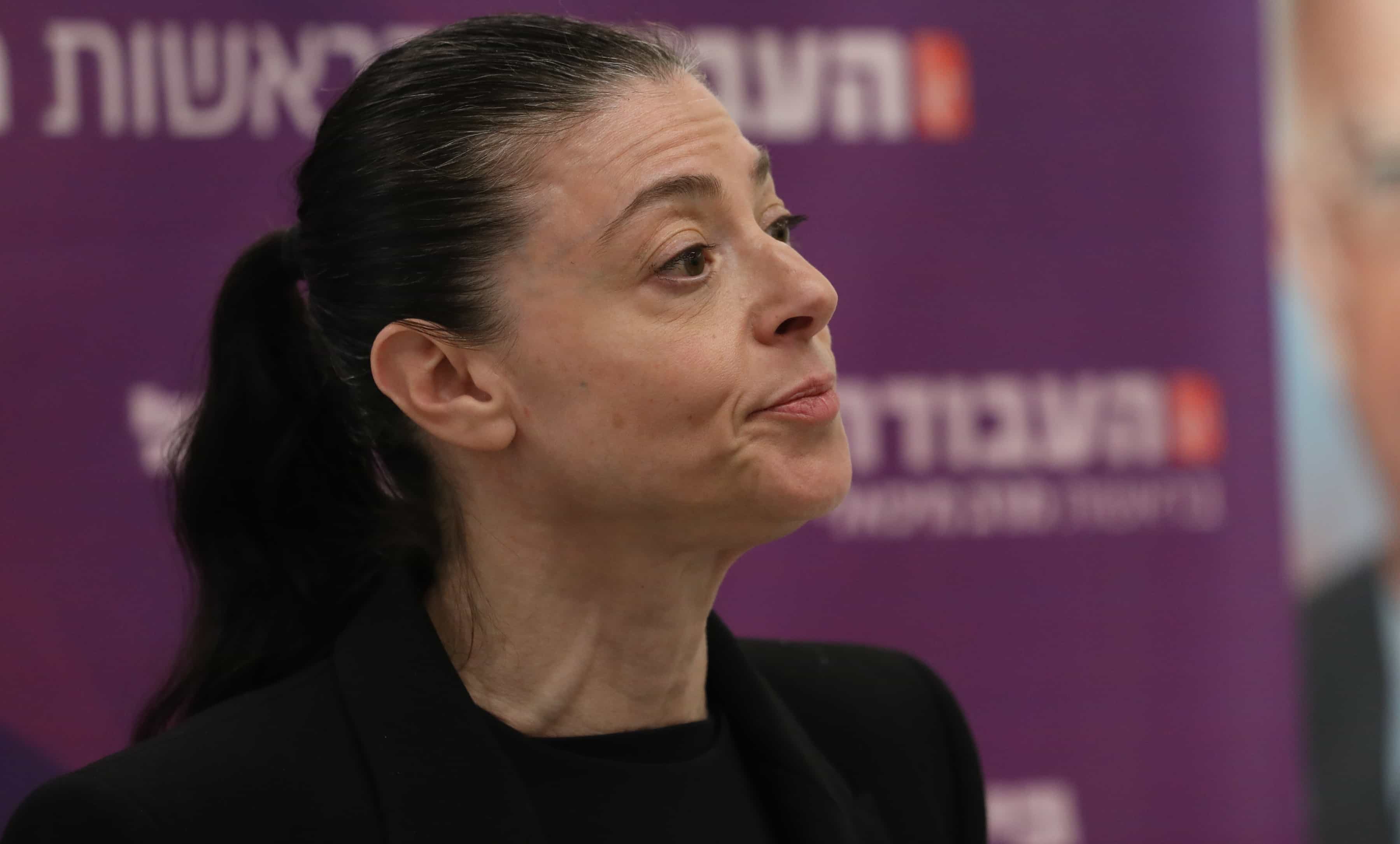 שיא חדש של ניתוק | מרב מיכאלי מטיפה על "פרו ורבו" – הרשת מתפוצצת מצחוק
