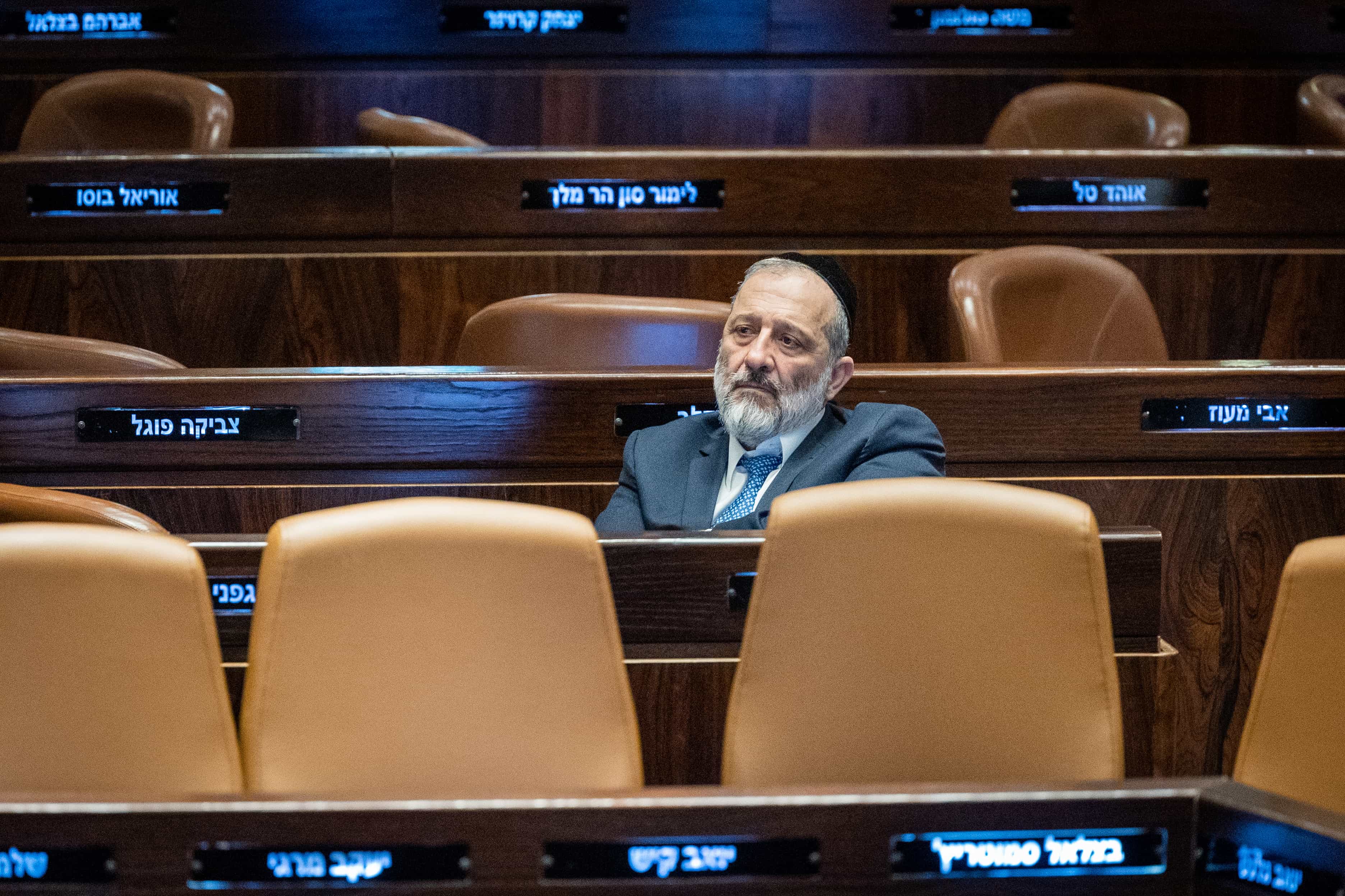 ש״ס: ״נתמוך בהדחת ח״כ איימן עודה״