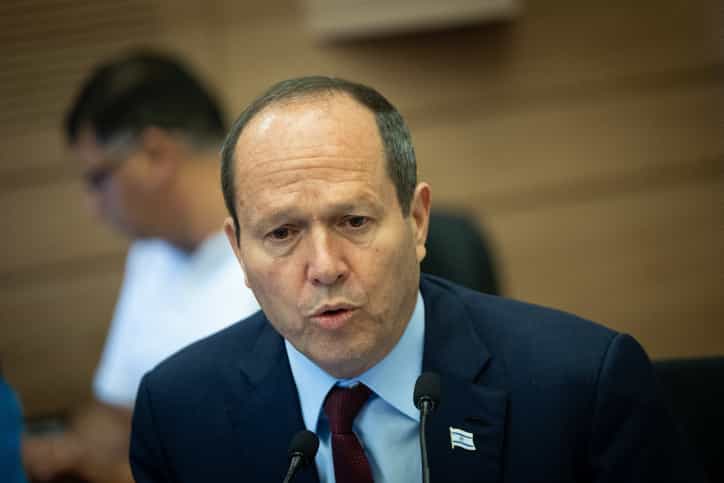 השר ברקת: "אלה החברות שהעלו מחירים בשעה שמדינת ישראל נמצאת במלחמה"