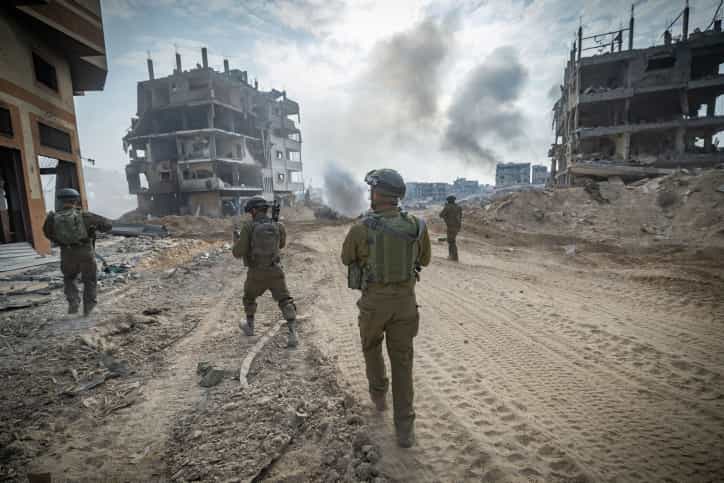 האבסורד נעצר: מערכת הביטחון התקפלה, החיילים לא יחללו חג עבור חמאס