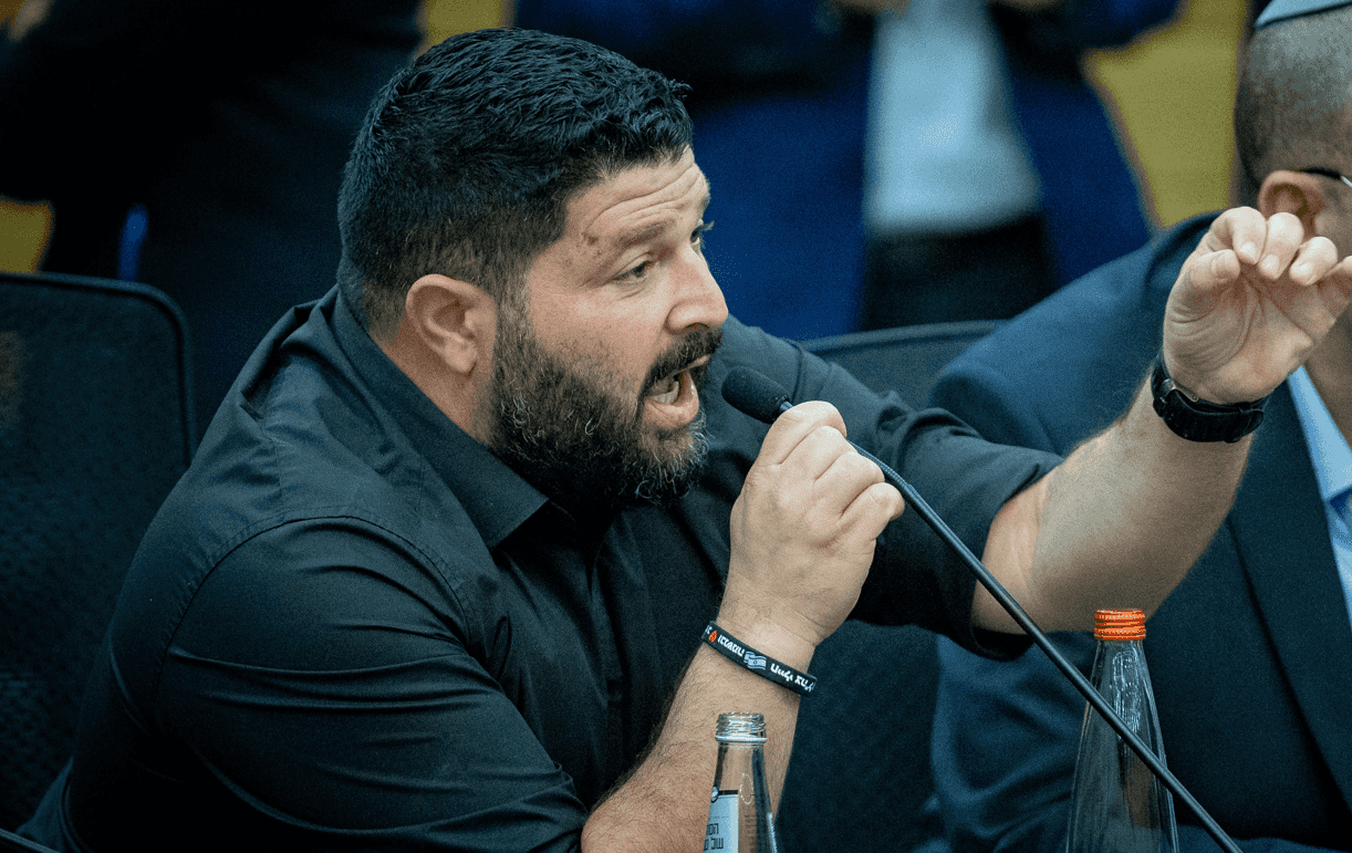 אלמוג כהן מברך את אלישע מדן: "גיבור ישראל - ביחד נילחם גם בכנסת"