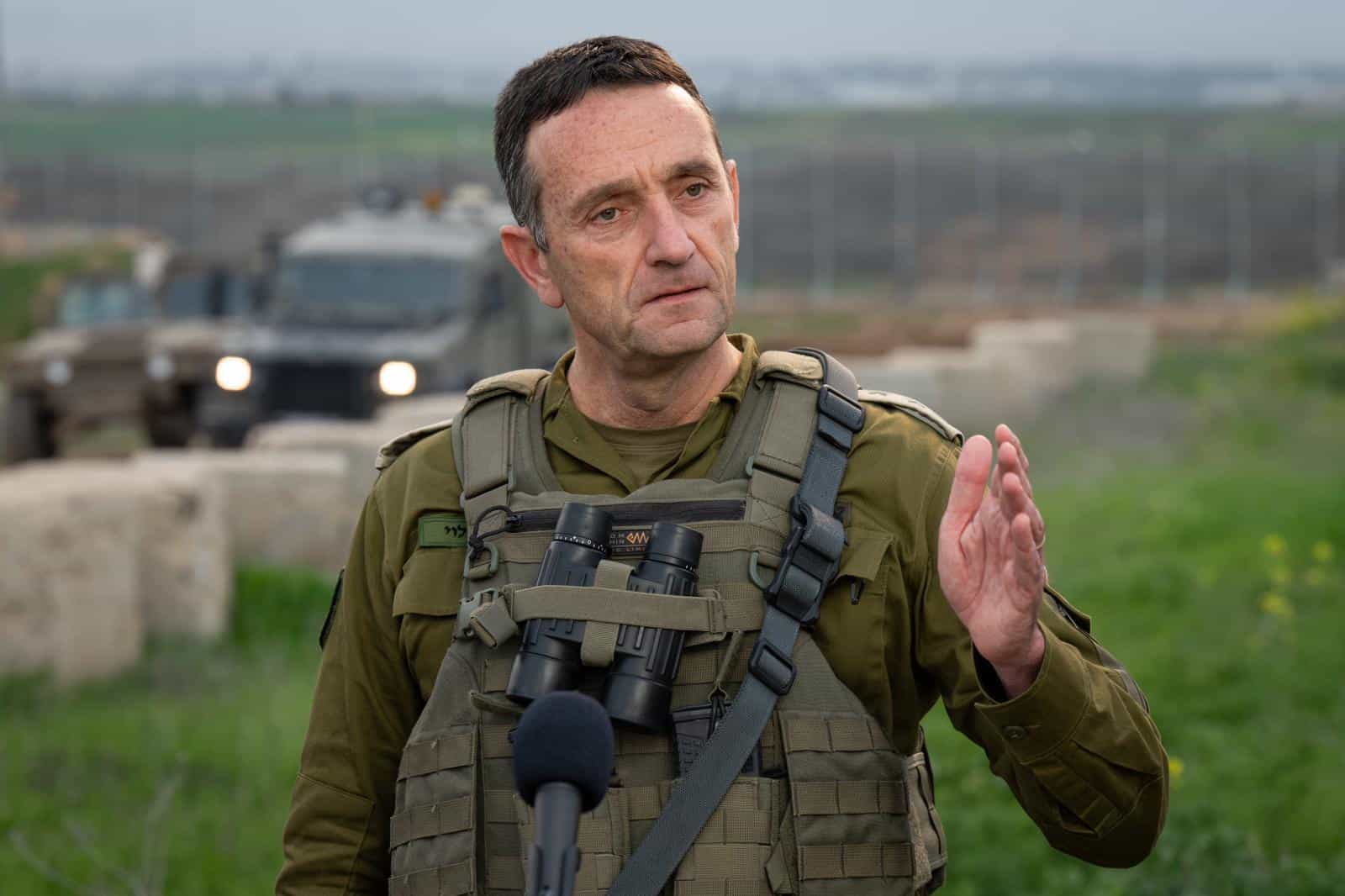 הרמטכ״ל בגבול הצפון: ״לא נתפשר על ההישגים ואנחנו מוכנים למלחמה״