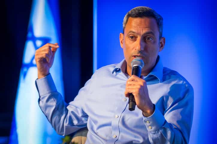 ראש עיריית שדרות אלון דוידי: ״אסור שתקום כאן ממשלה בזכות אצבעותיהם של תומכי חמאס״