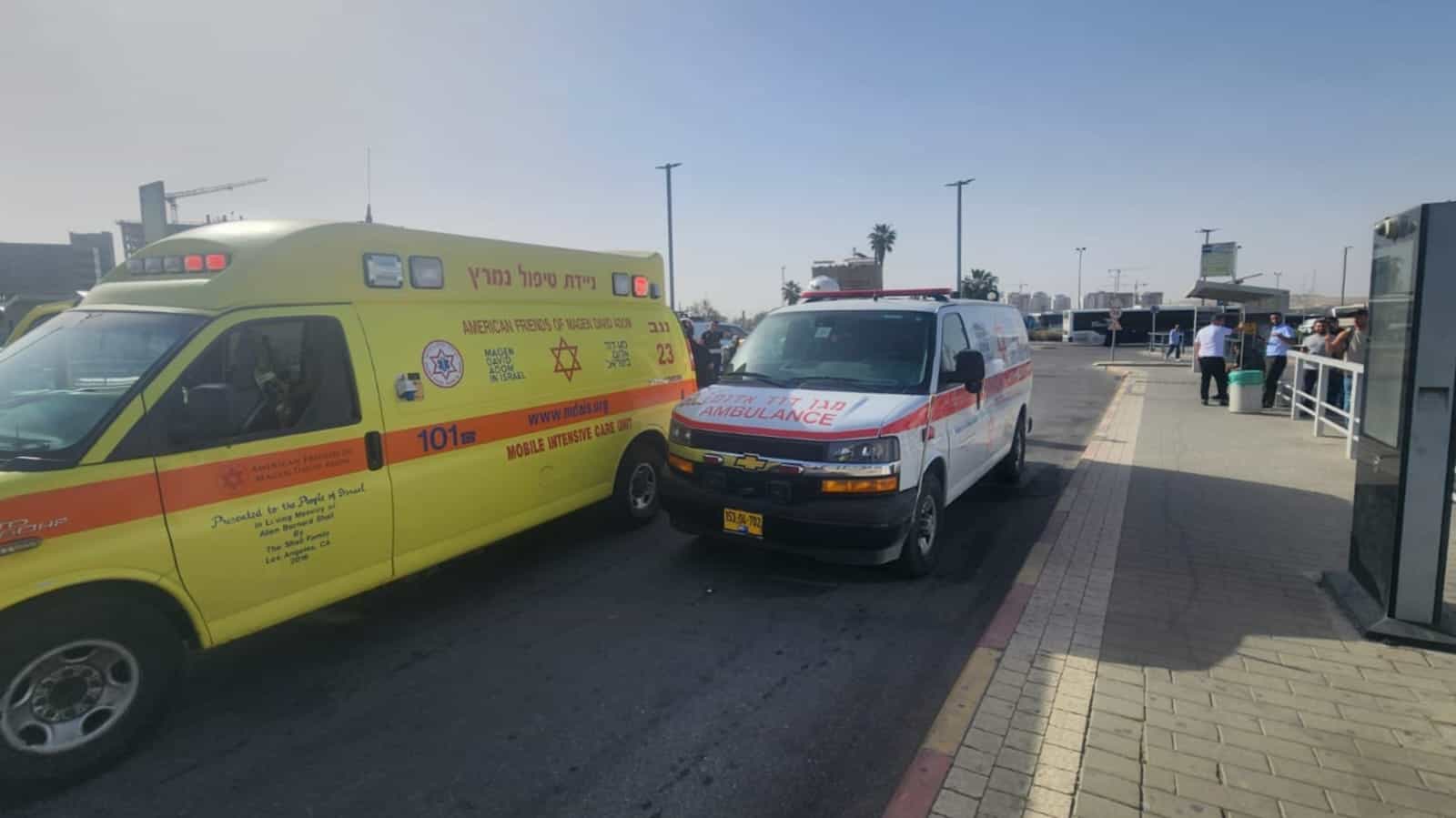 צעיר כבן 23 נפצע בתאונת דרכים בב״ש