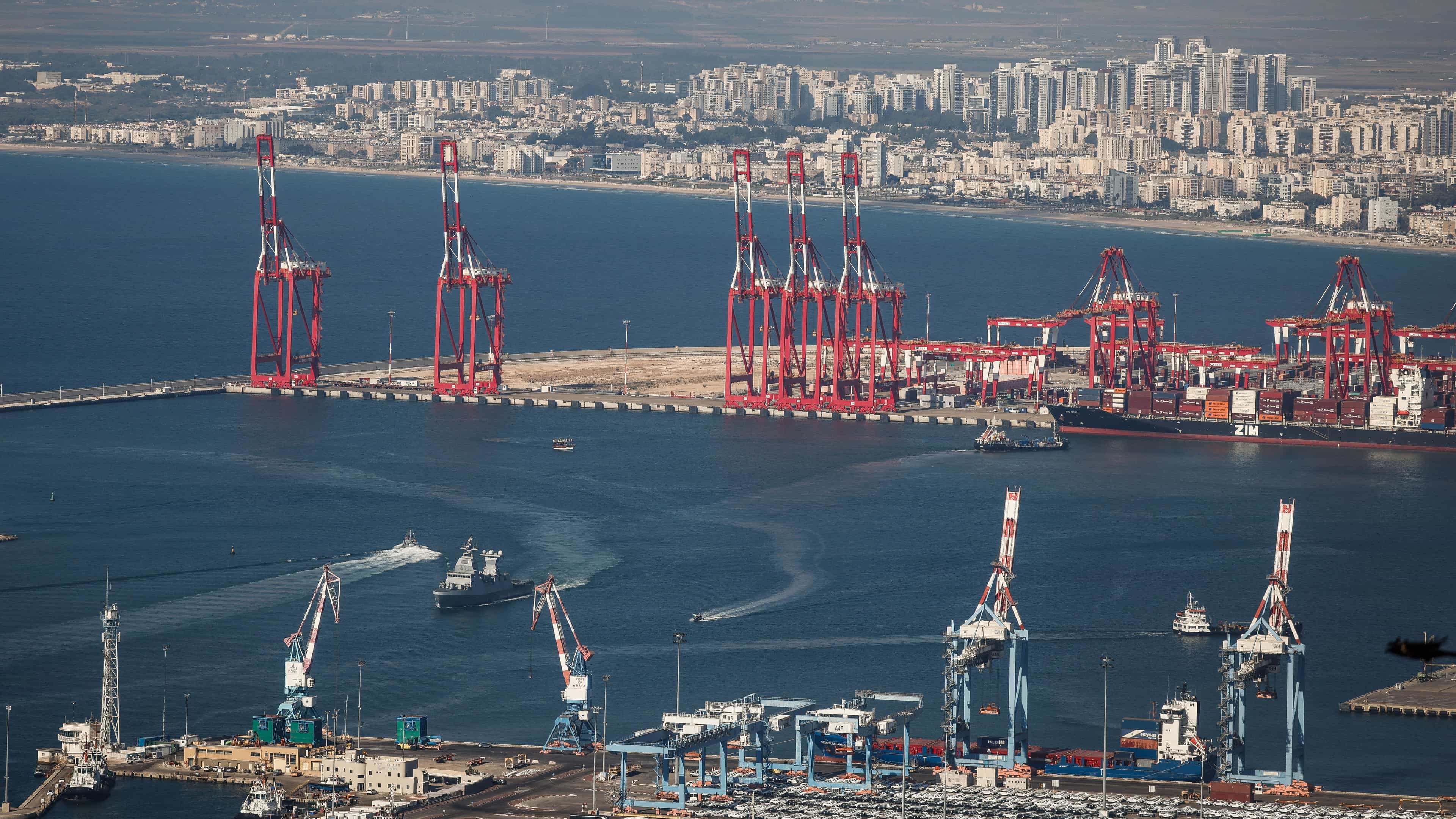 החות'ים מאיימים לפגוע בנמל חיפה: "פועלים להטיל מצור ימי"