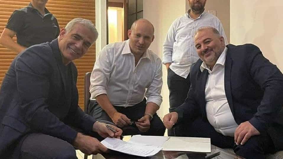 חי בסרט משלו | בנט בטוח שהוא רה״מ הבא: ״בקרוב יגיע שינוי גדול״