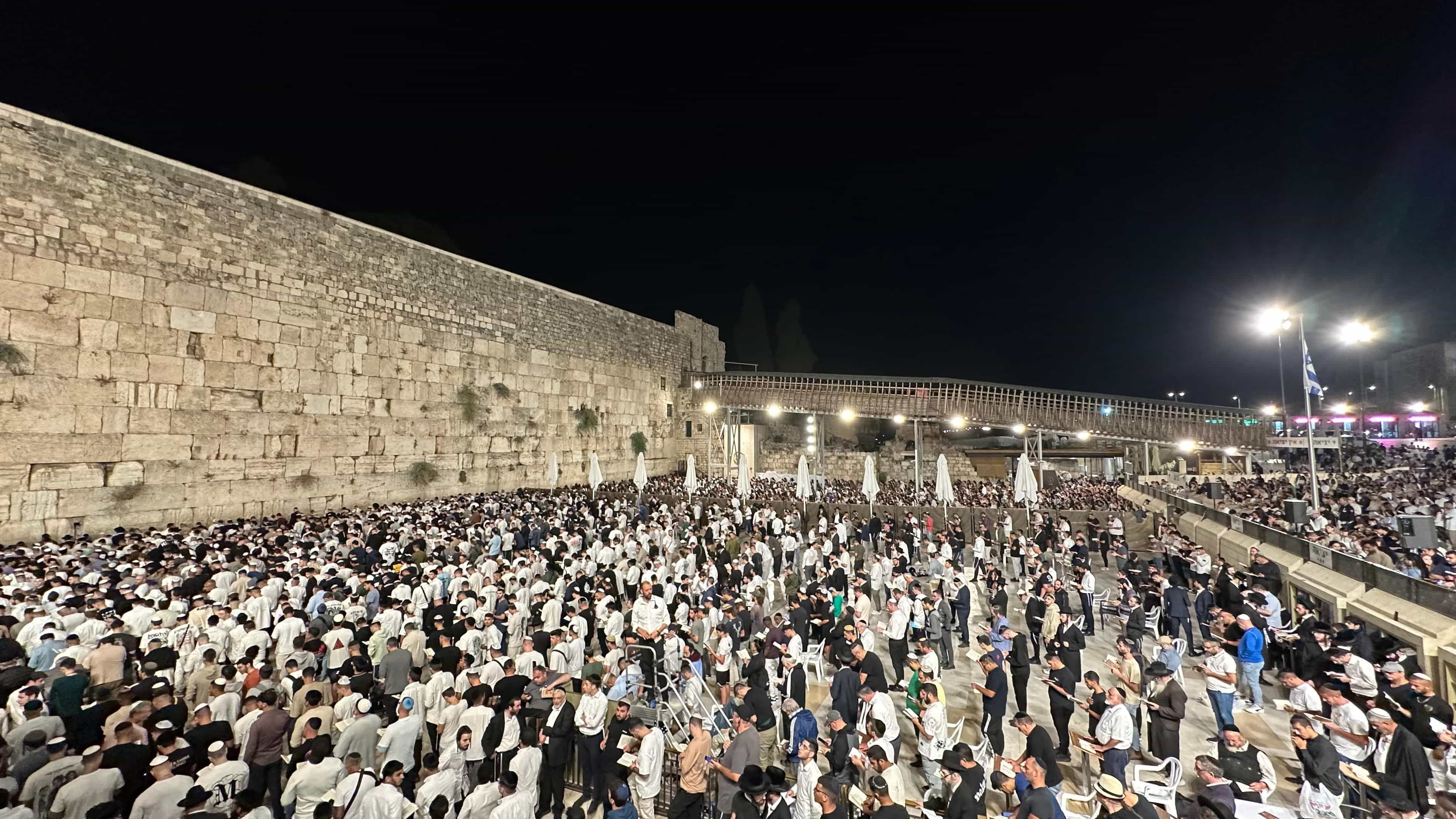 "לא יעלה על הדעת לפגוע בשריד בית מקדשינו":  תגובת ח"כ אבי מעוז לסערת הכותל