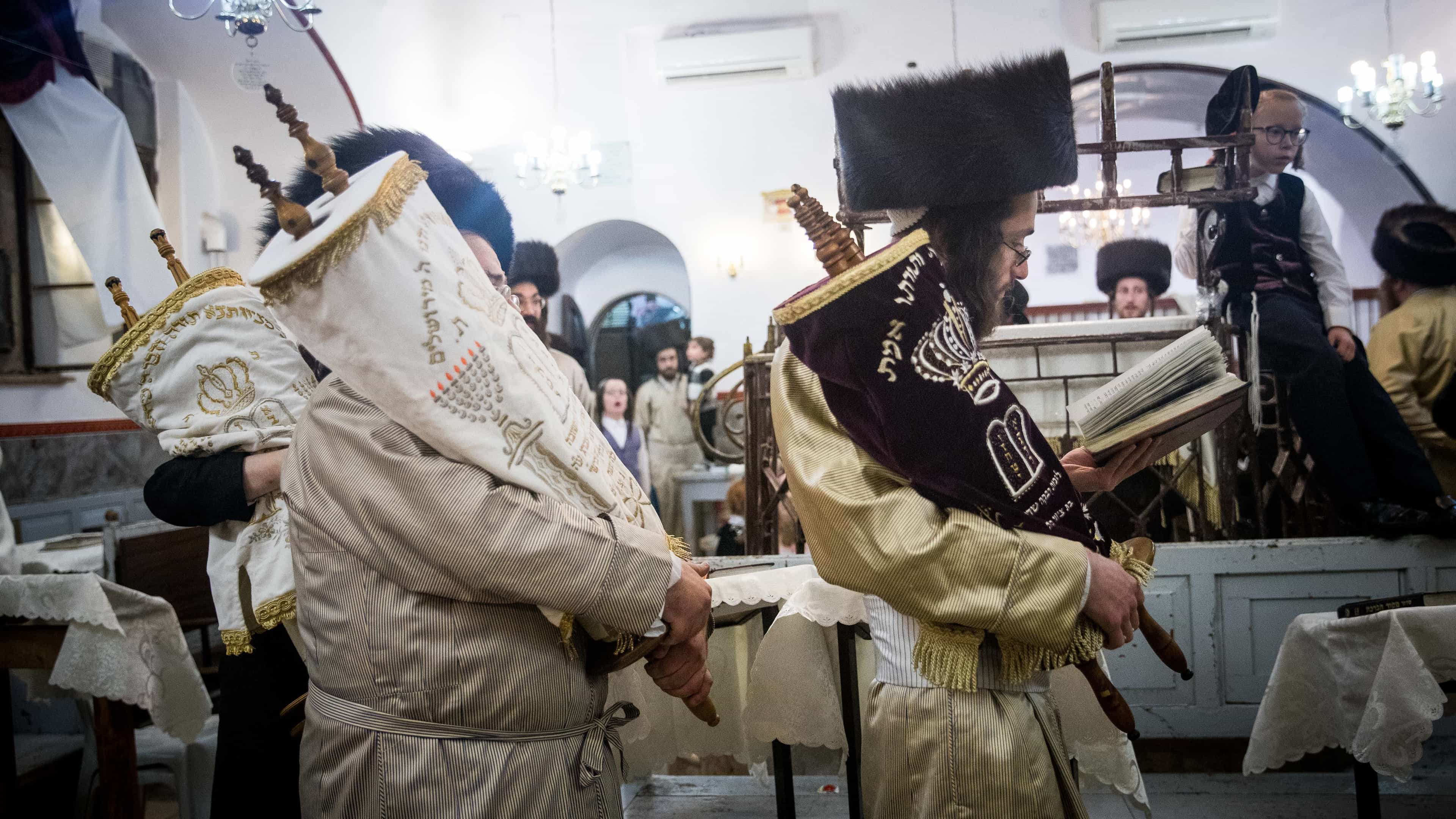 נהריה חוגגת שמחת תורה: אלו מוקדי ההקפות השניות ברחבי העיר