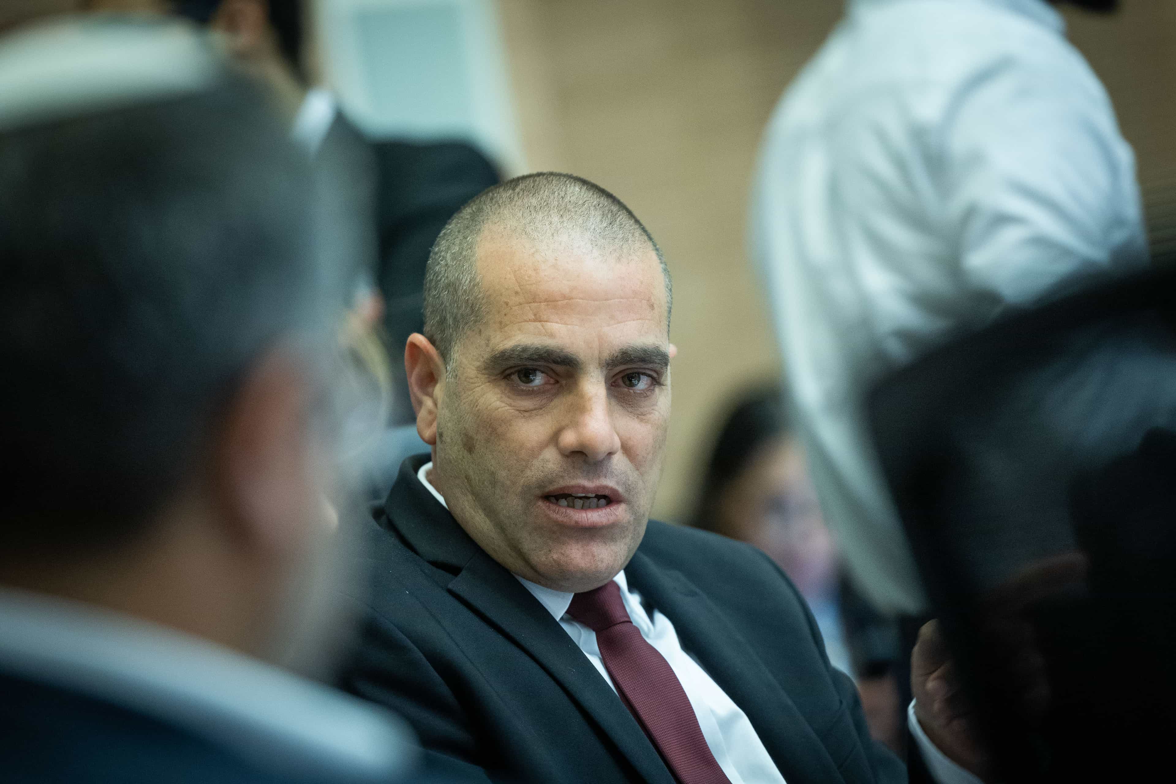 ועדת הכנסת אישרה את הדחת איימן עודה | יו״ר הוועדה אופיר כץ: "הוא אמור להרקב בכלא"