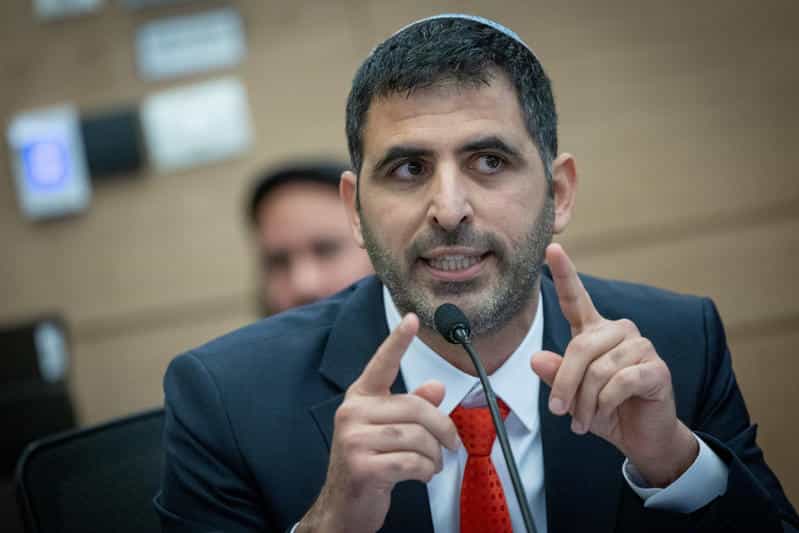 קרעי נגד היועמ"שית: "לא אכבד את ההוראות המנוגדות לחוק"