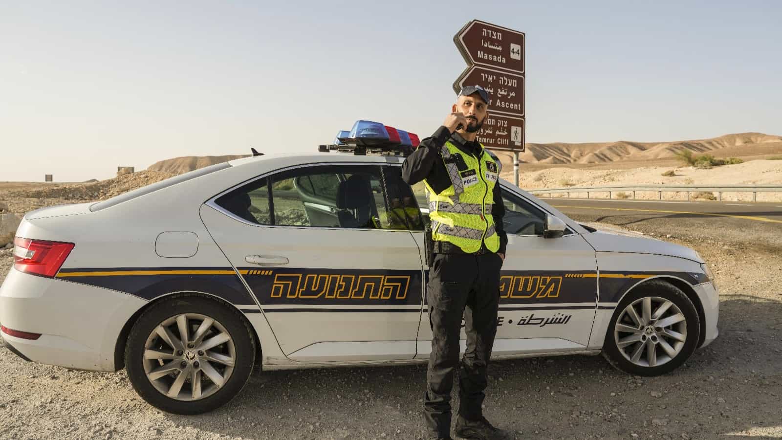 צומת נחושה נחסמה לתנועה עקב משאית שהתהפכה