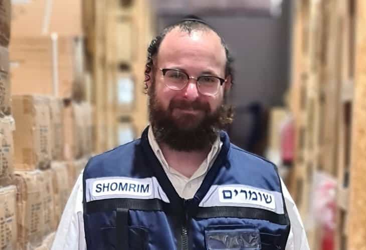 הותר לפרסום: זה הבכיר החרדי שנעצר אמש בנתב"ג בחשד לעבירות מין בקטינים