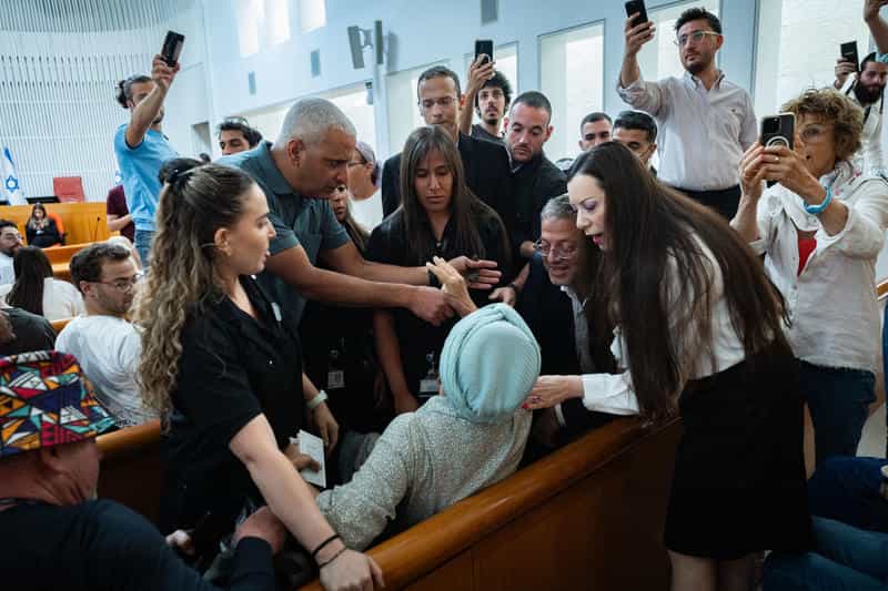 בג"ץ דן בתפריט האוכל של הנוח'בות | אלמוג כהן פוצץ את הדיון