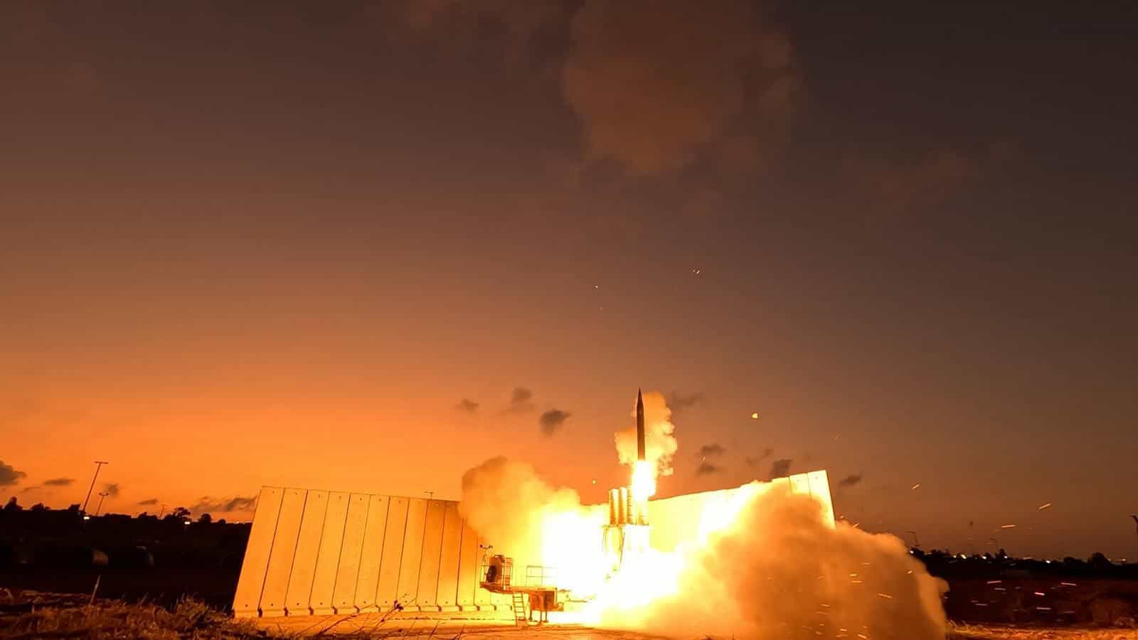 מחזקים את ההגנה: משרד הביטחון מאיץ את ייצור מיירטי החץ
