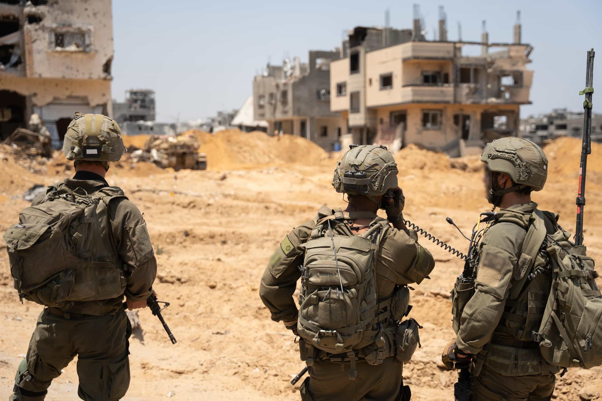 כוחותינו השמידו אתר לייצור נשק של חמאס בעיר עזה בזמן שמחבלים שהו במקום