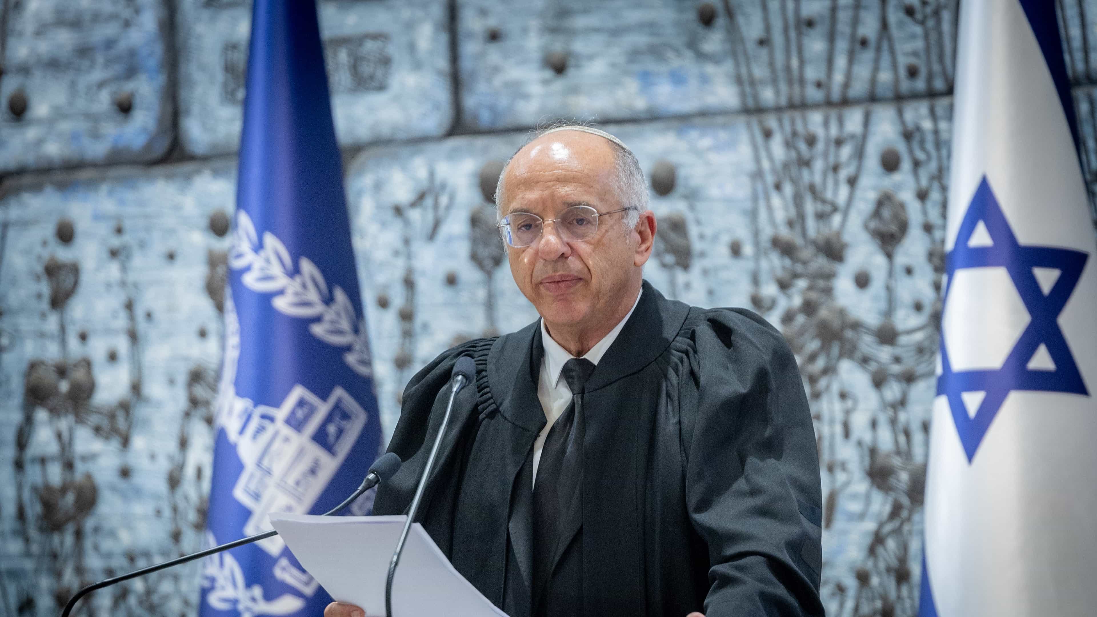 השופט סולברג בביקורת על מפלגת "הדמוקרטים": הדרת ערוץ 14 - פגיעה בציבור