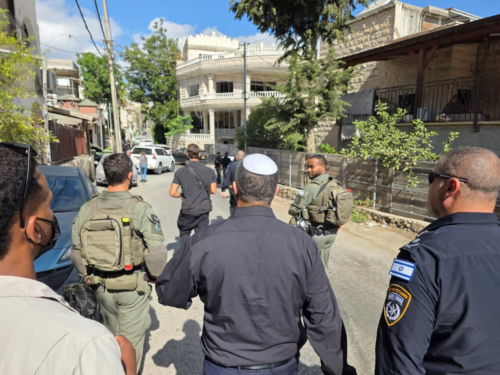 בא לראות מקרוב | השר בן גביר ב'סיור משילות' באום אל פאחם