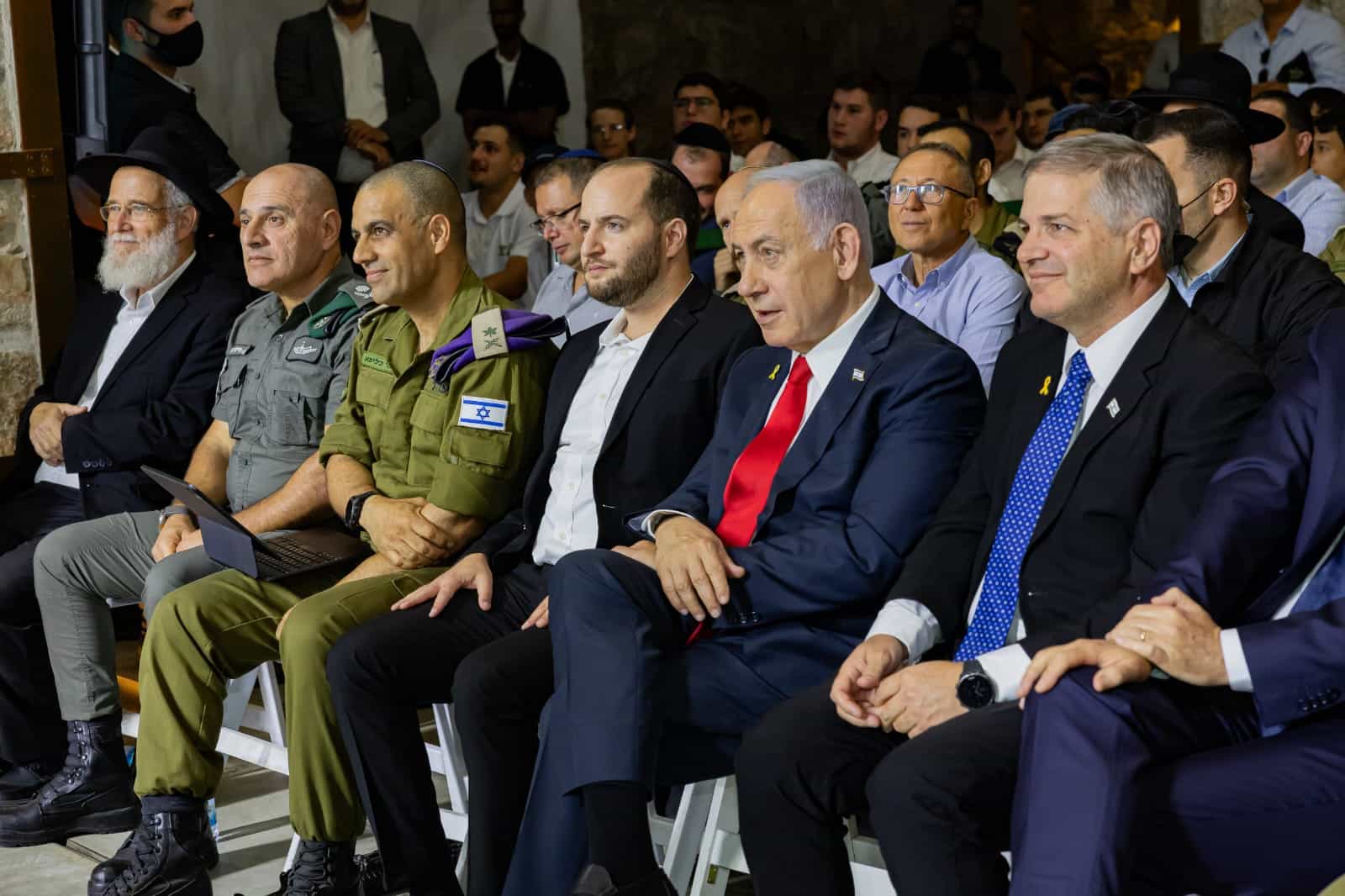 התקבל באהדה רבה | נתניהו בכותל בפתיחת שנה של המכינות החרדיות: "השילוב הוא עוצמתי"