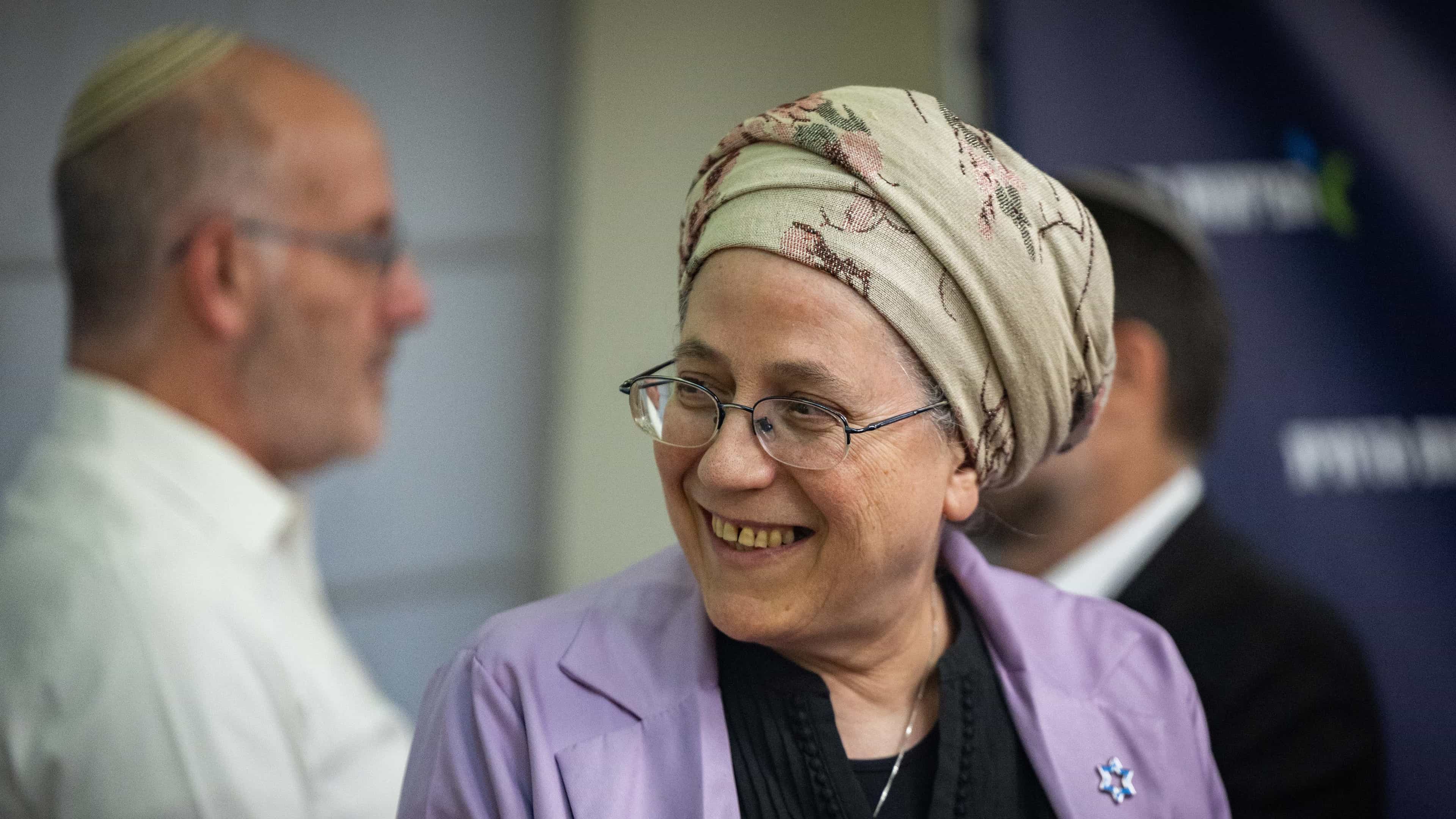 השרה סטרוק עונה לביקורת: "אלה המעשים, וכל השאר - דיבורים''