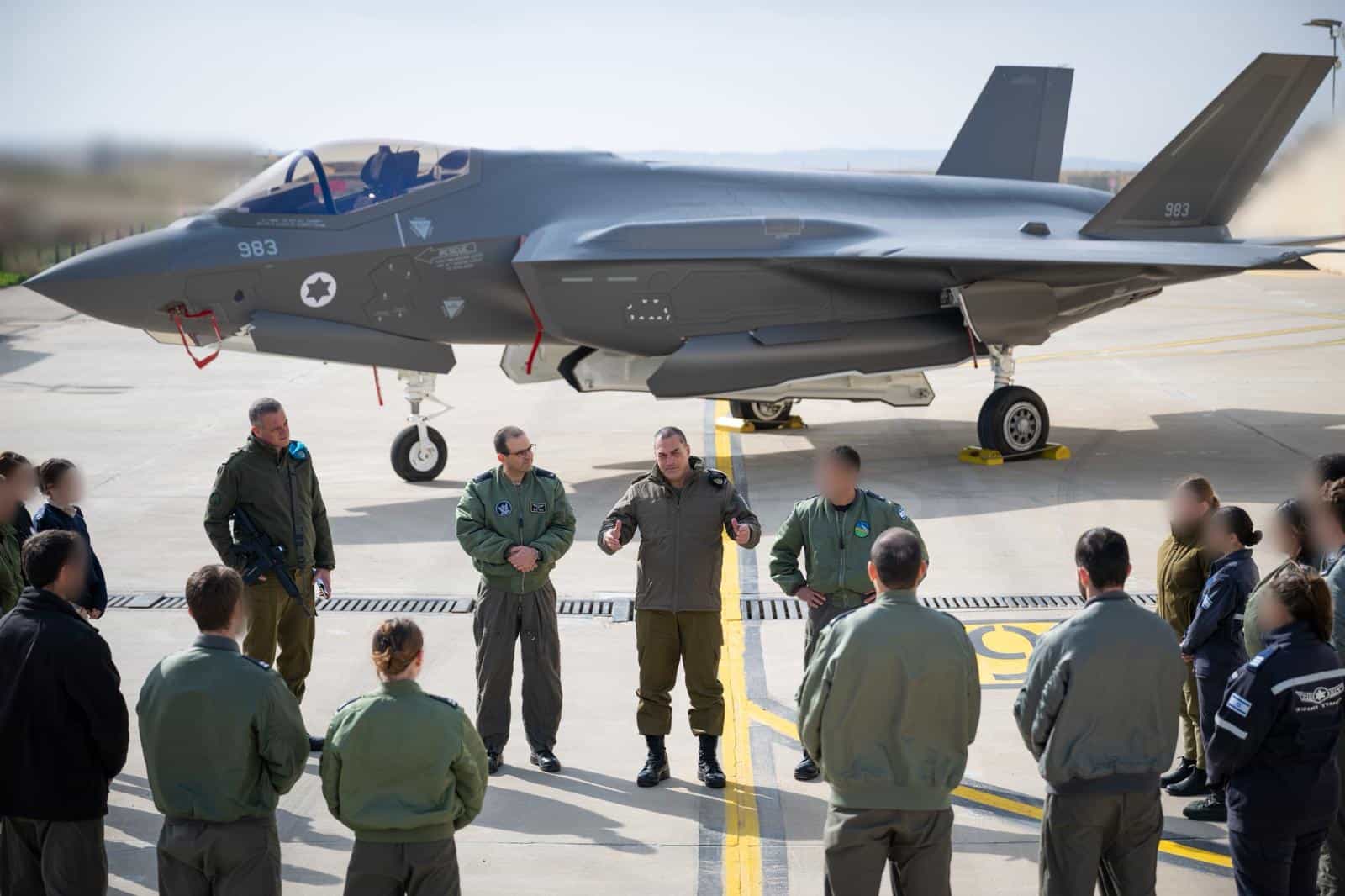 בצל המתיחות עם איראן | הרמטכ״ל לצד מטוסי ה-F35: "נדע לתקוף בעוצמה בכל זירה"