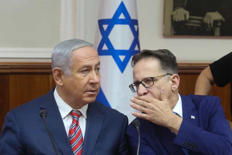 המחוזי הפך את החלטת השופט מזרחי: ברוורמן יורחק מלשכת רה״מ עד ה-26.1
