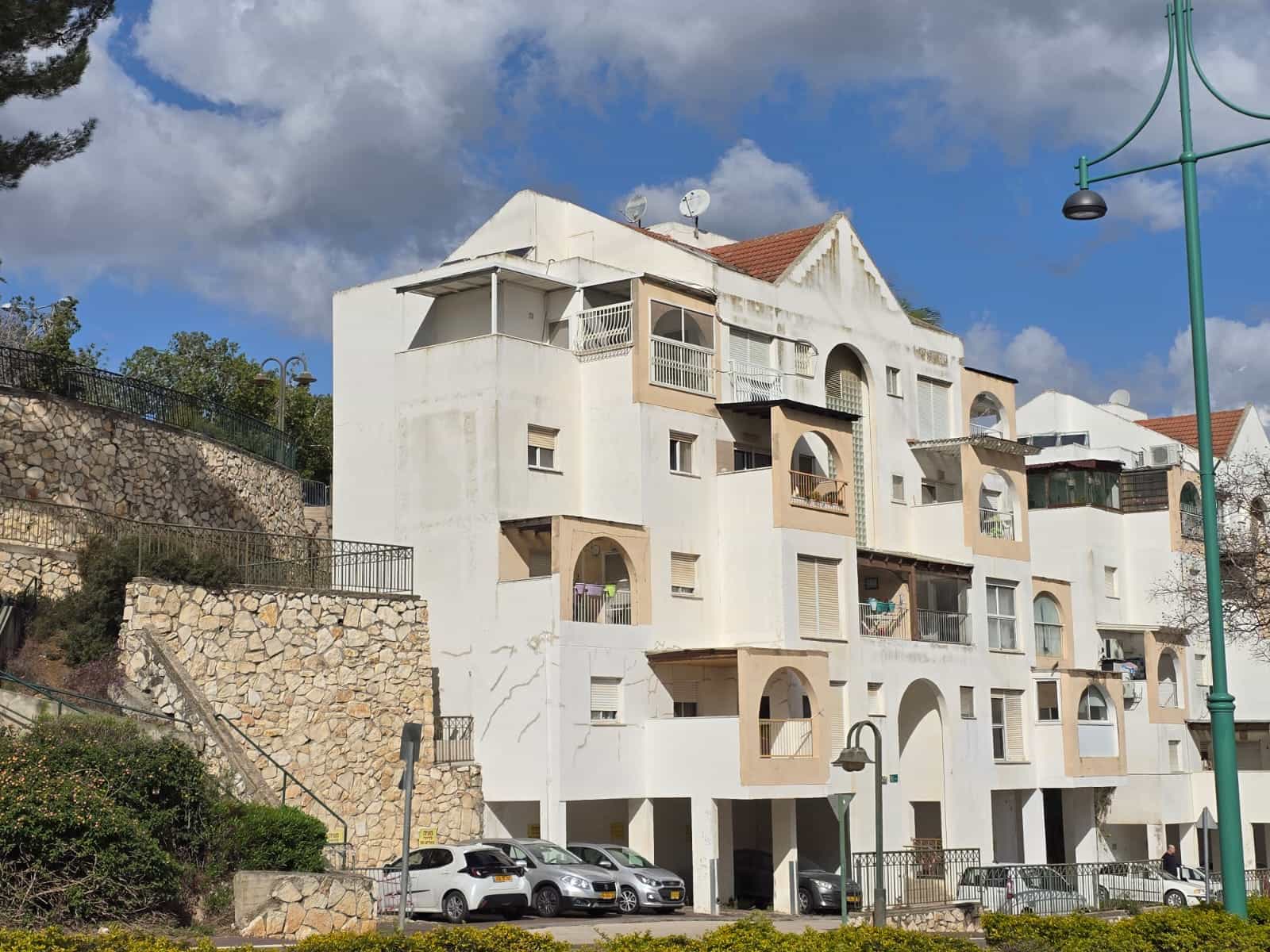 שערורייה: עיריית יקנעם שלחה מכתב פינוי למאות תושבים שנותרו ללא פיתרון