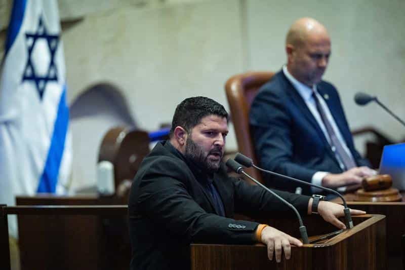 סגן השר אלמוג כהן בפניה לציבור: תעברו עבירות בניה - אם מותר ליצחק עמית מותר לכם