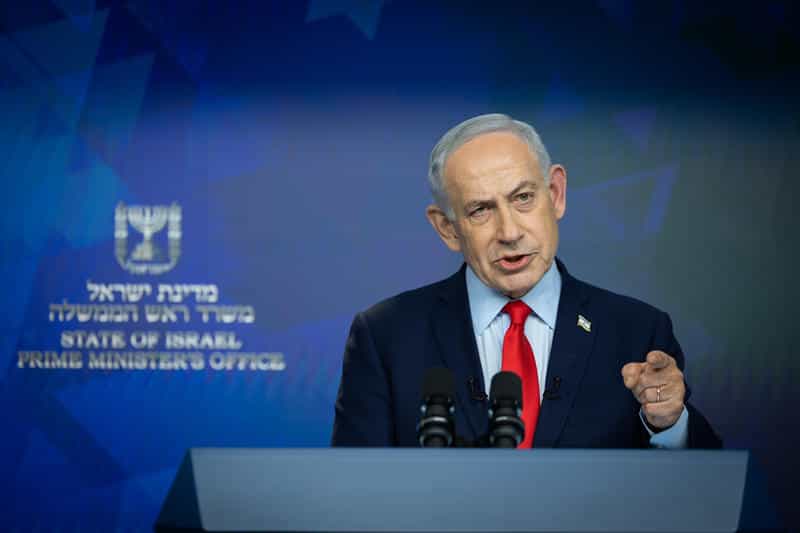 נתניהו נגד בנט וגנץ: "יש להם בעיה - הארכיון"