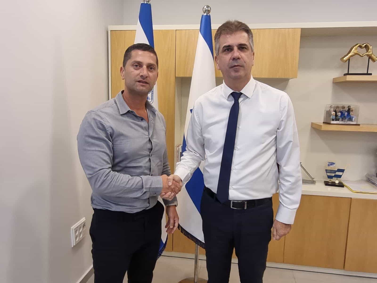 נשר: קו המתח העליון עובר להטמנה