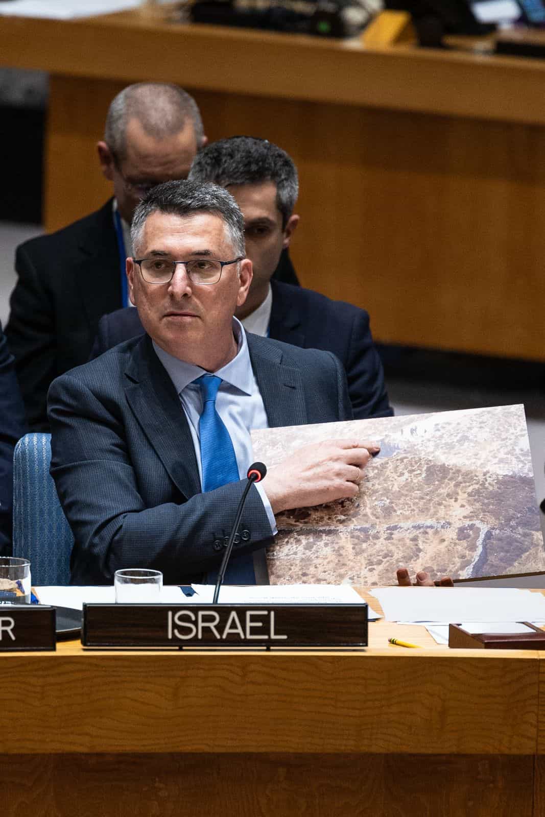סער משיב למתקפת הרש"פ: "האמת כואבת, אמשיך לומר אותה בכל במה"
