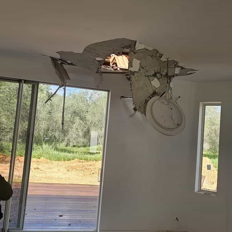רסיס נפל ביהוד, אין נפגעים