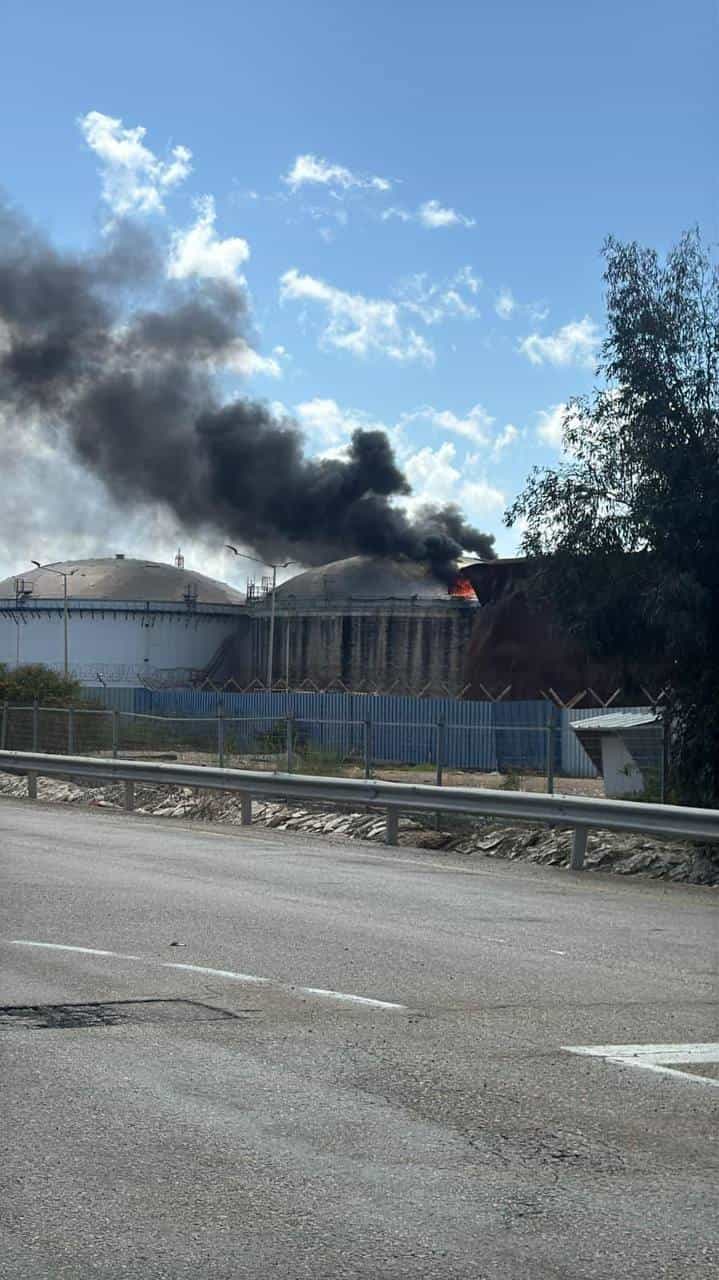 מלחמה בכמה חזיתות: טילים מאיראן, מטחי ענק מלבנון לצפון ואזעקות בגוש דן
