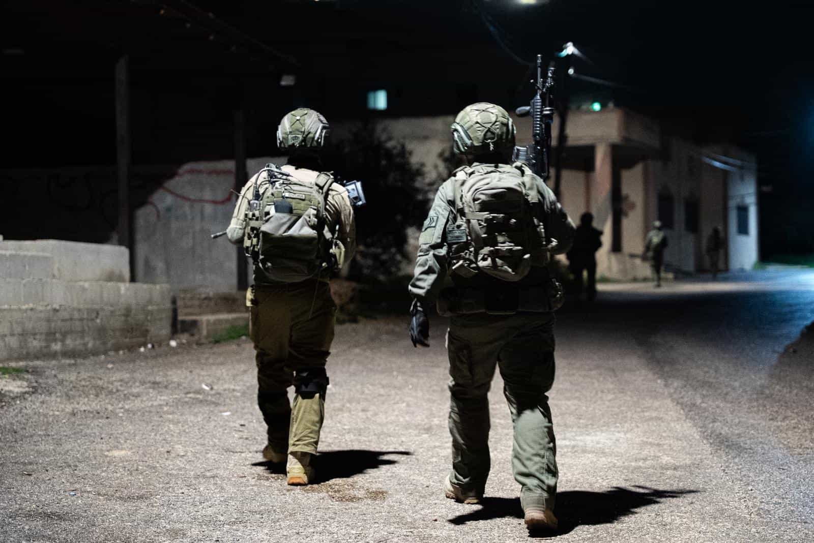 כוחותינו תפסו מצבור אמצעי לחימה שהוסתר באורוות סוסים בכפר מג׳אר