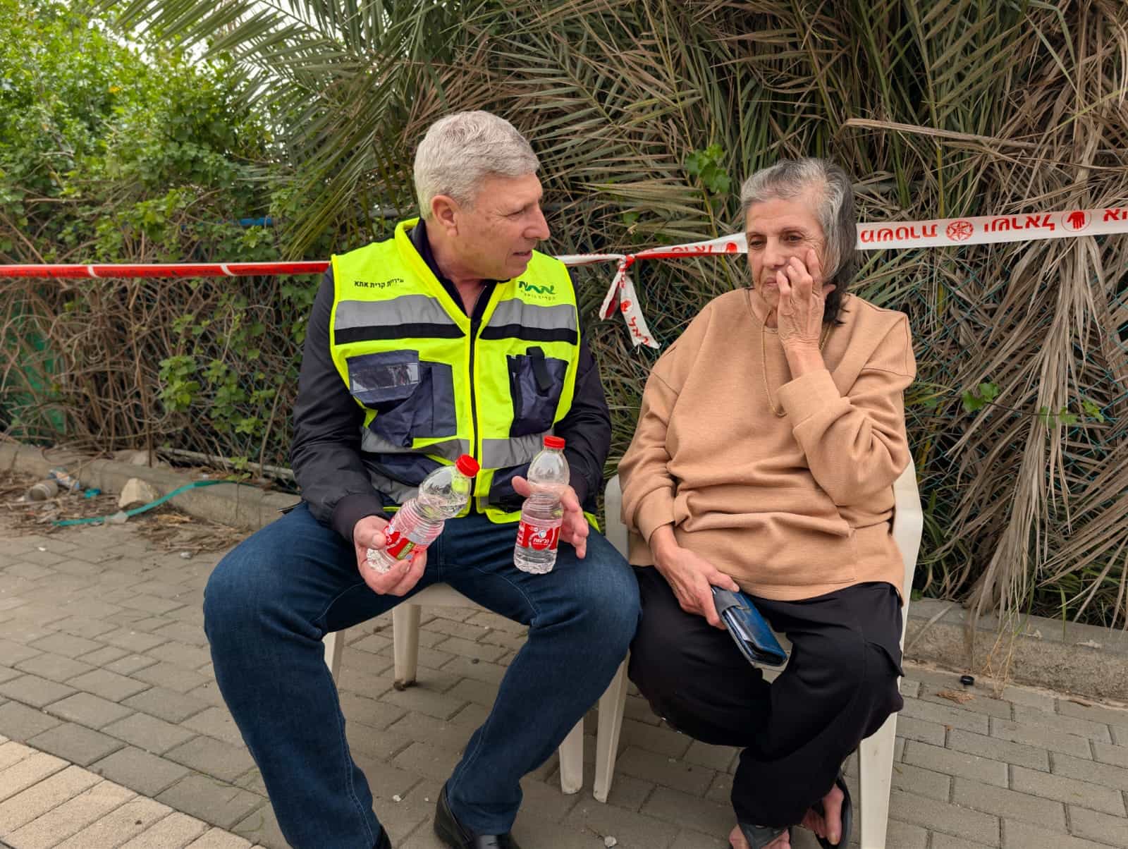 נכנסו למיגונית וחייהם ניצלו: ביתם של זוג מקריית אתא נהרס כליל | צפו