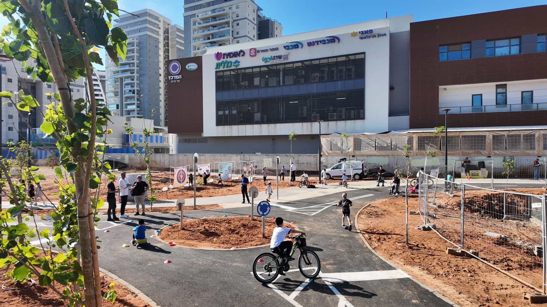 מעזובה לטיילת ירוקה: נחנך מקטע חדש בפרויקט "אופנידן" בפתח תקווה