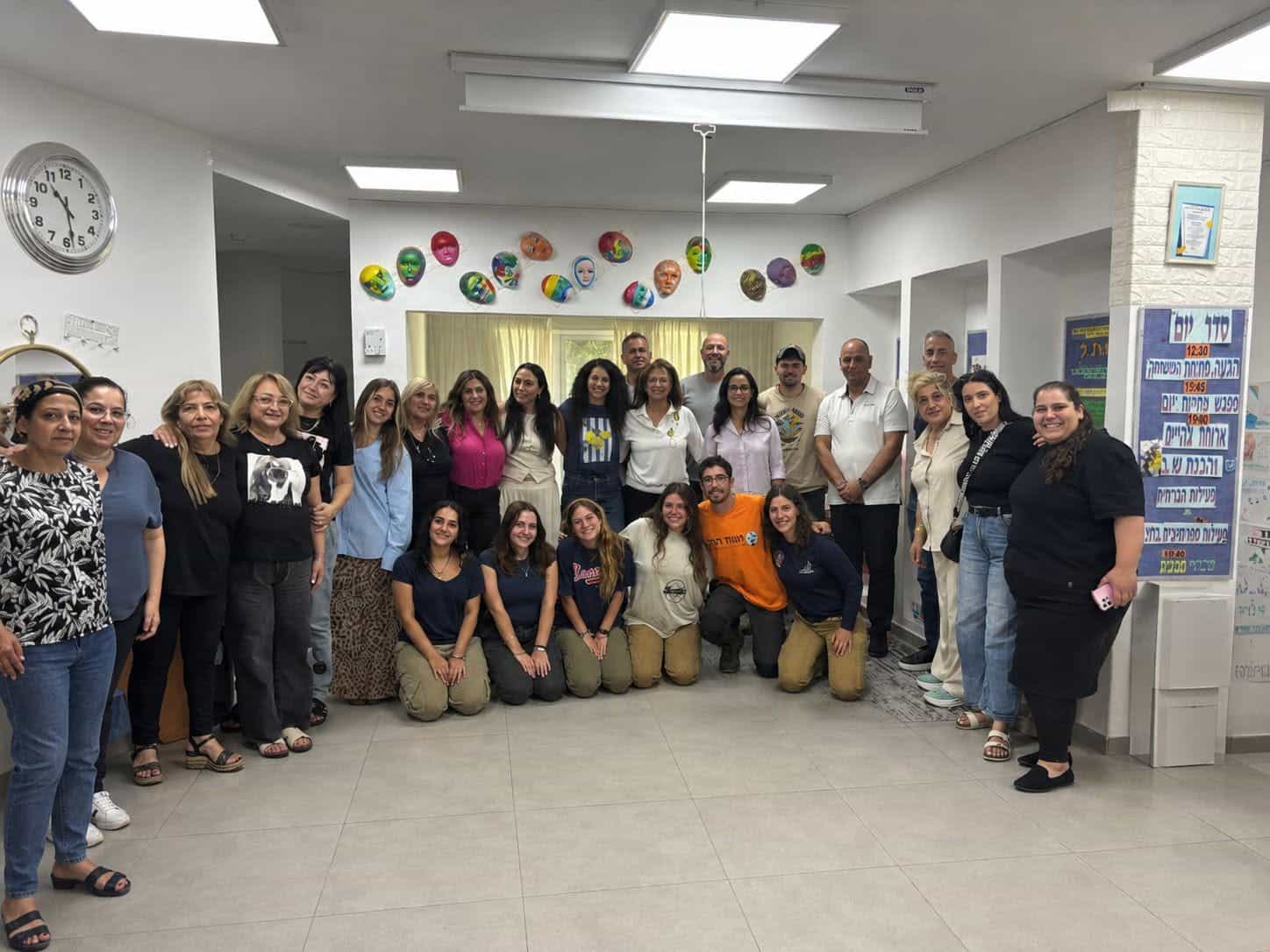 חיבור בין הלב לחינוך: כ-100 תלמידים באור יהודה נהנו מליווי של שינשינים לאורך השנה