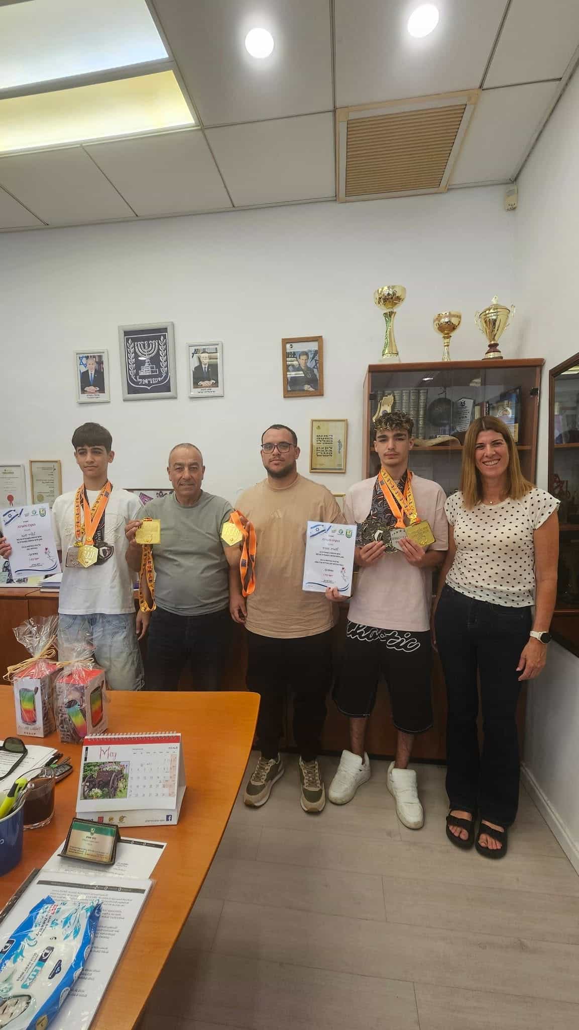 שש מדליות זהב והישגים בינלאומיים: ספורטאי ה-MMA של גן יבנה מככבים באירופה