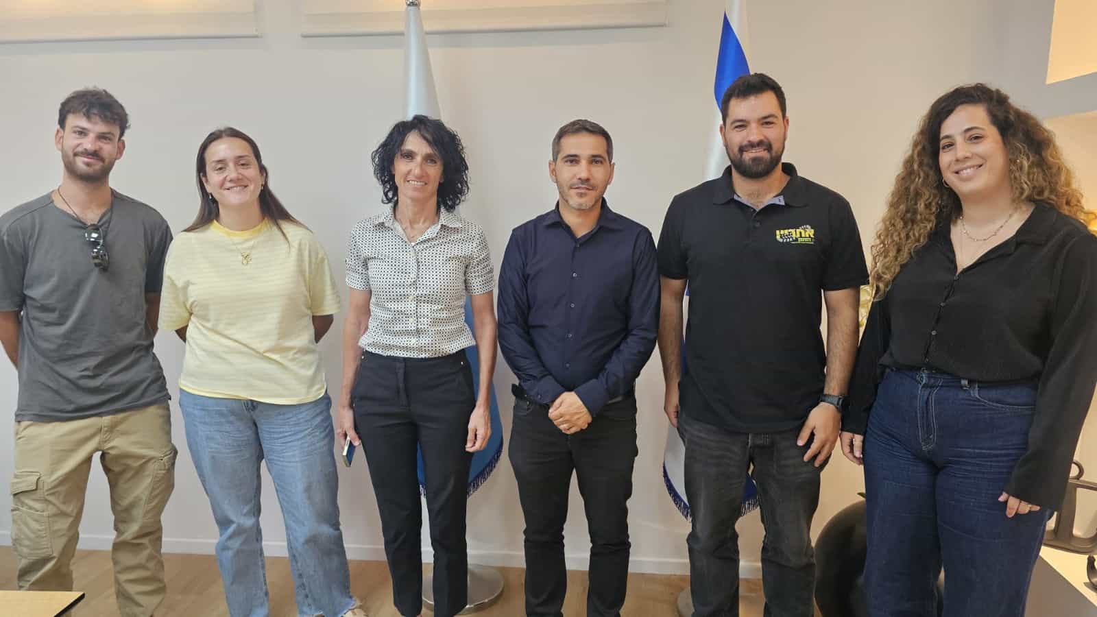מכינת 'אחריי!' ביבנה נערכת לפתיחת שנת הפעילות השלישית בעיר