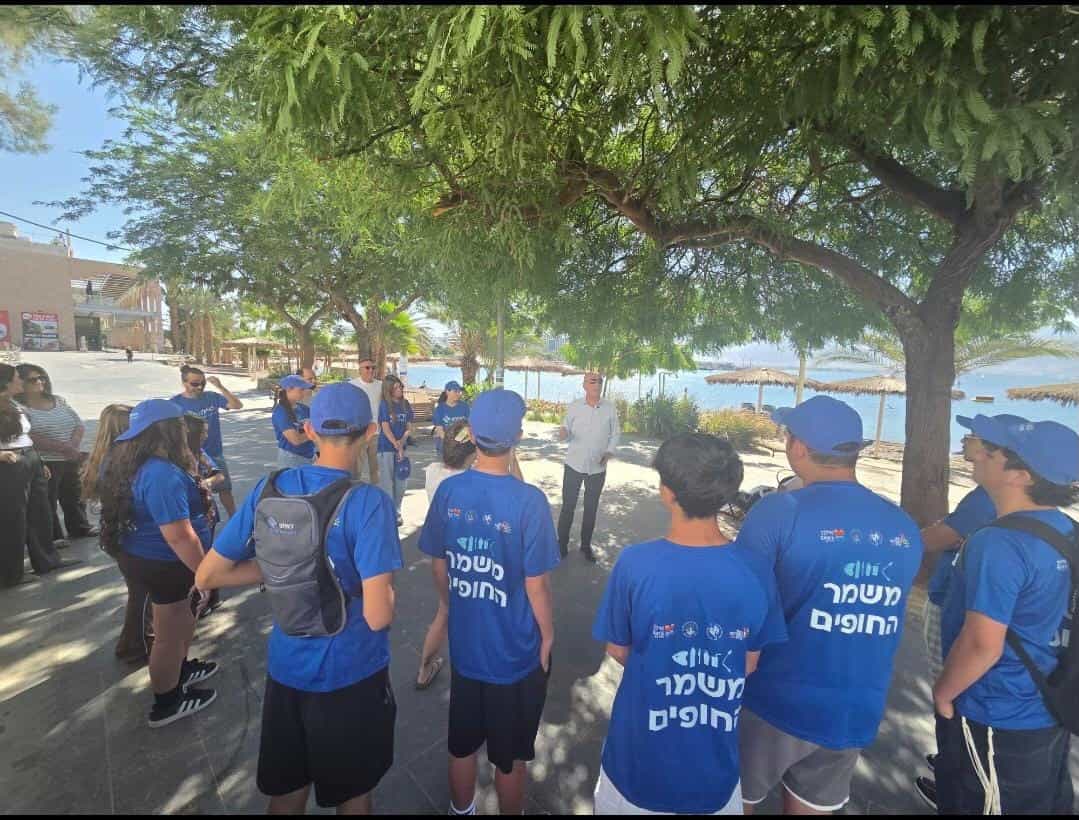 בני הנוער באילת שומרים על חופי הים