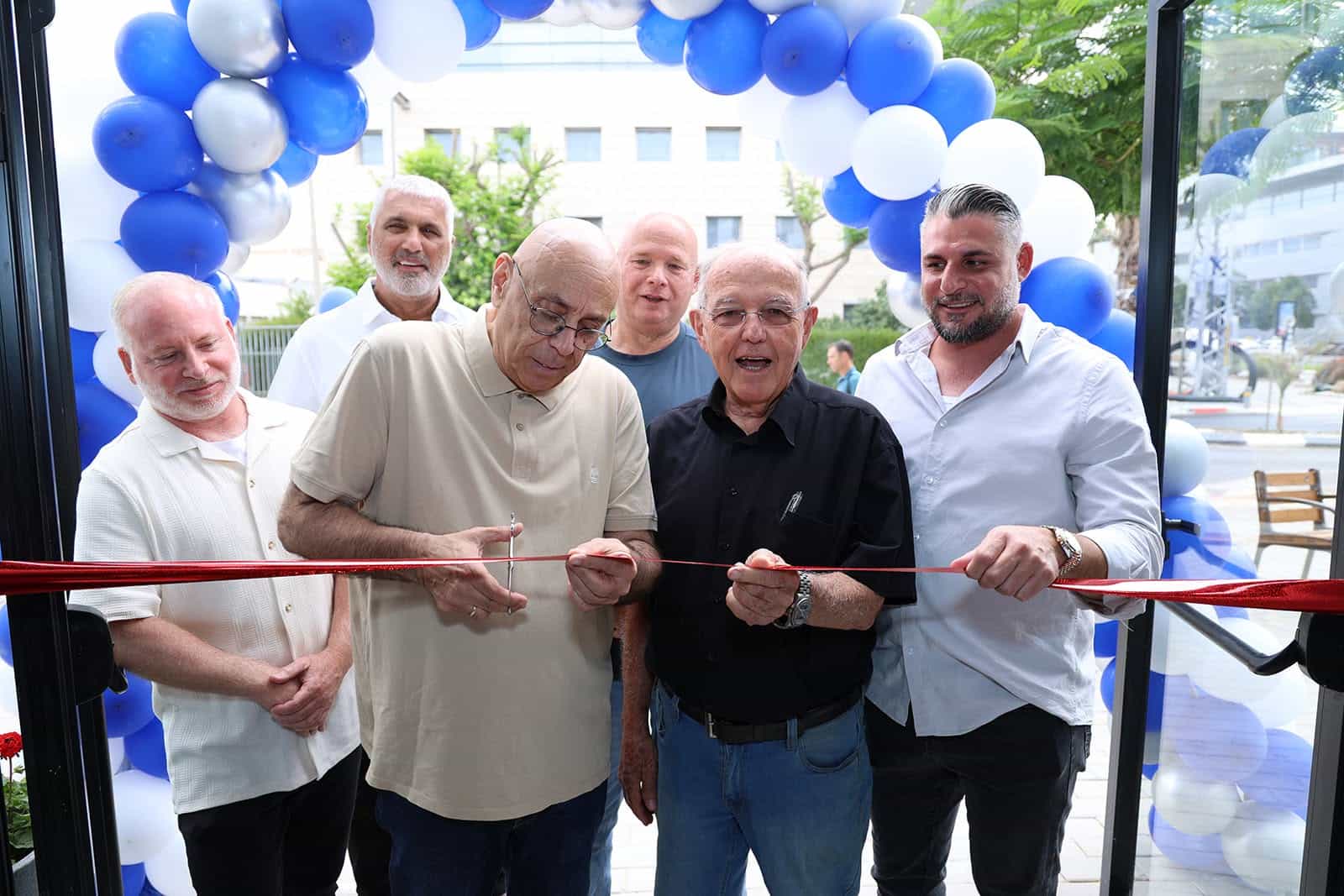 נגיש, מהיר ומרכזי: מרכז שירות חדש לתושב נחנך ביהוד-מונסון
