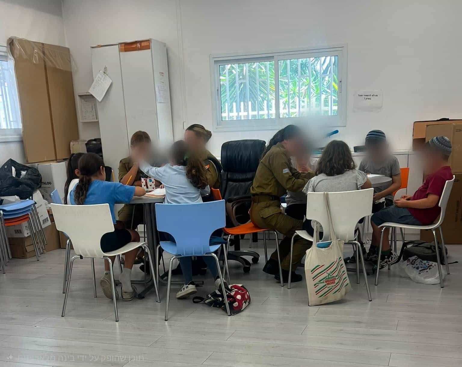 גם בחופשת הקיץ: מרכז למידה מיוחד לילדי משרתי המילואים והקבע פועל בפתח תקווה
