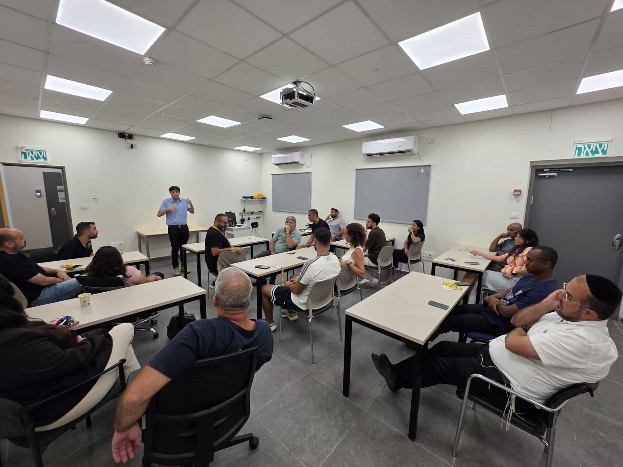 חיזוק מערך הטיפול בבני הנוער: עיריית פתח תקווה הרחיבה את פעילות האיתור והליווי