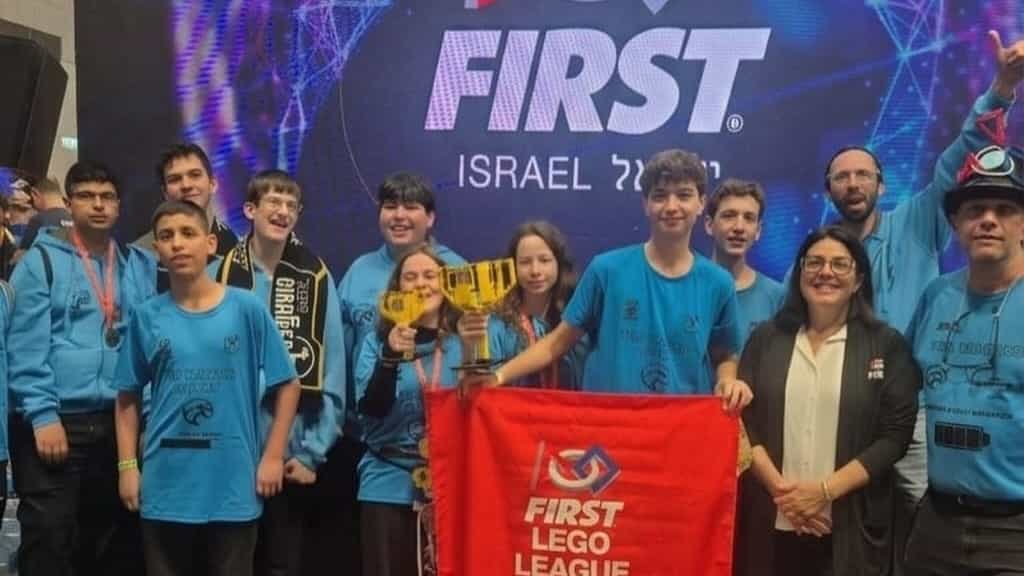 כפר סבא על המפה: נבחרות הרובוטיקה העירוניות כבשו את אליפות המדינה
